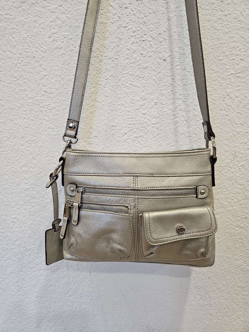 Vintage Tignanello Metallic Leather Multi Pocket Crossbody Bag Utility